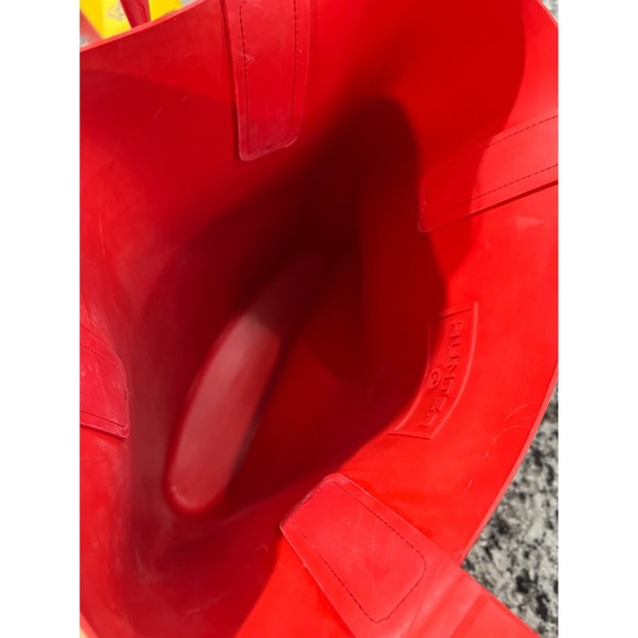 Hunter for Target Rubber Sling Tote Bag in Red - Picture 5 of 11